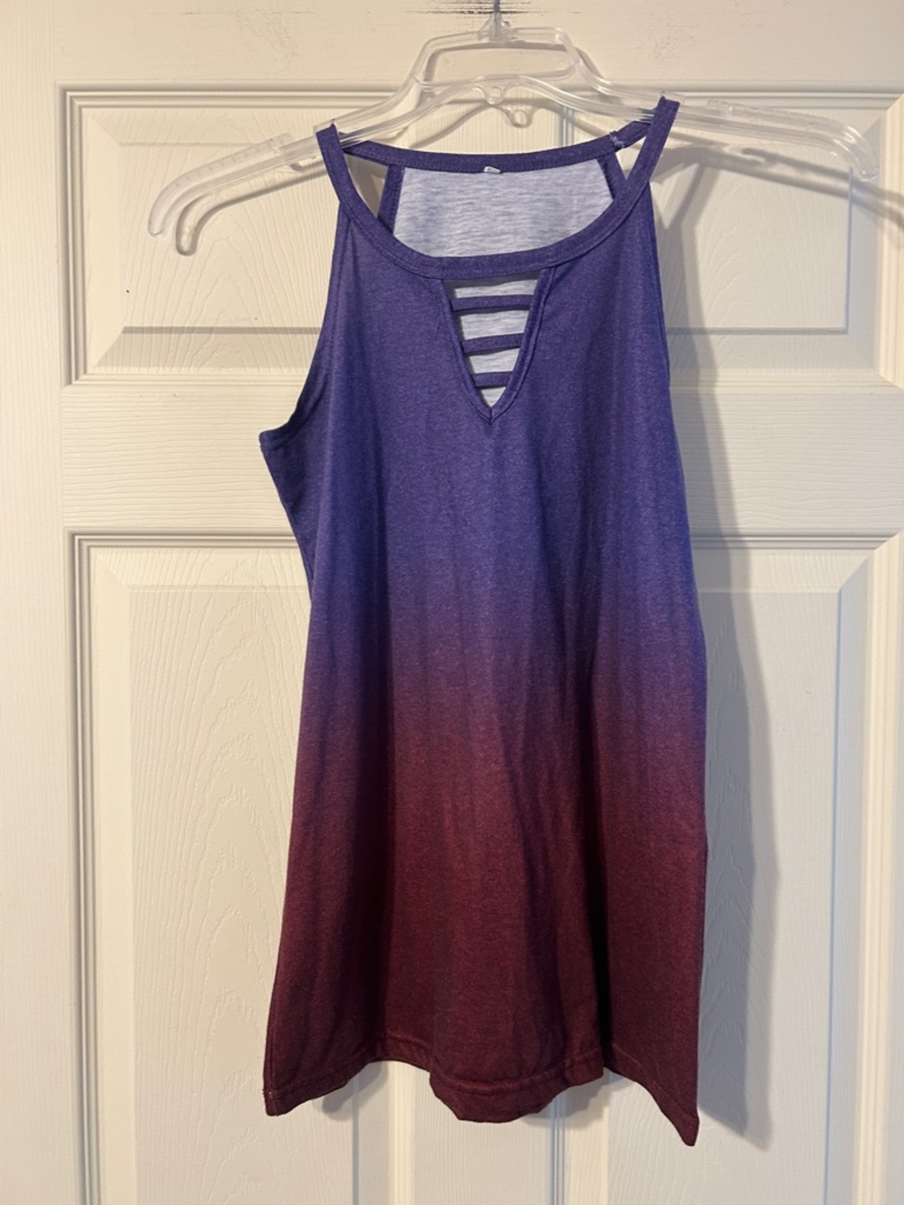 Trendy boutique Purple-to-Burgundy Ombre Strappy Keyhole Tank Top Small